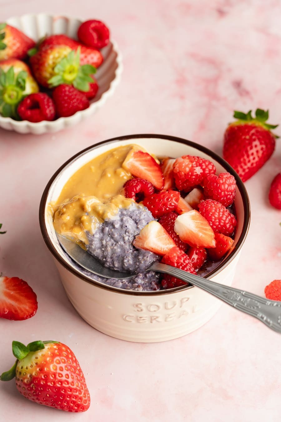Porridge Proteico ai Frutti di Bosco