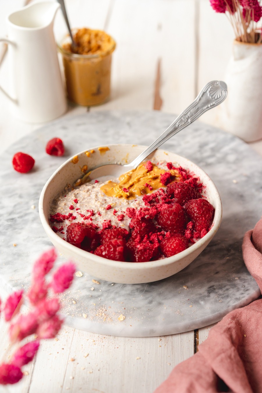 Himbeer Erdnussbutter Porridge